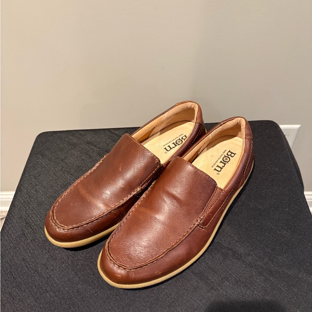 Born brown slip on comfy loafer